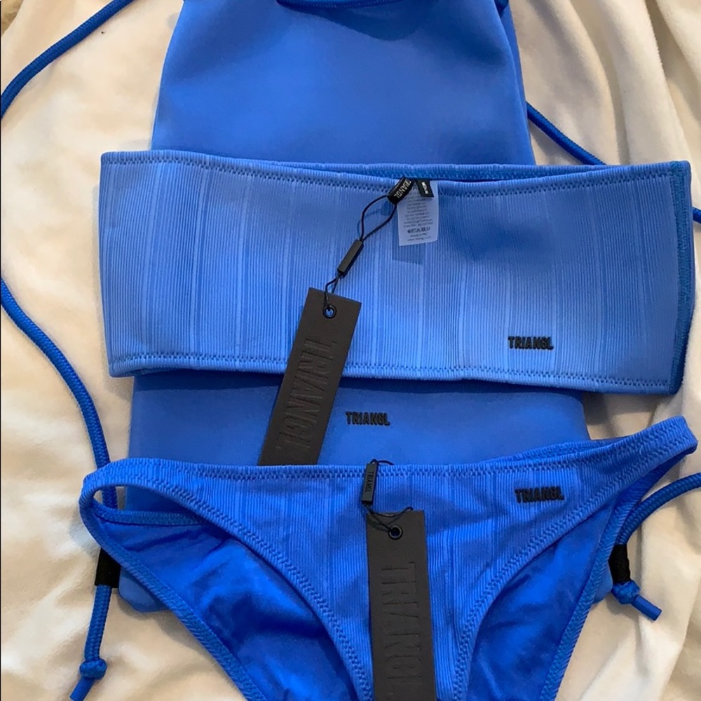 Triangl suit